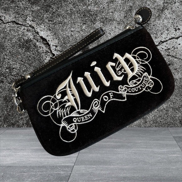 Juicy Couture Black Leather Shoulder Satchel Purse & Wristlet - Picture 15 of 16